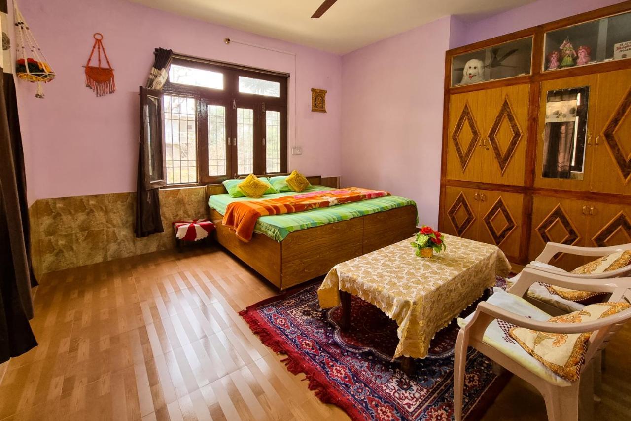 Aditya Homestay Dalhousie Dış mekan fotoğraf