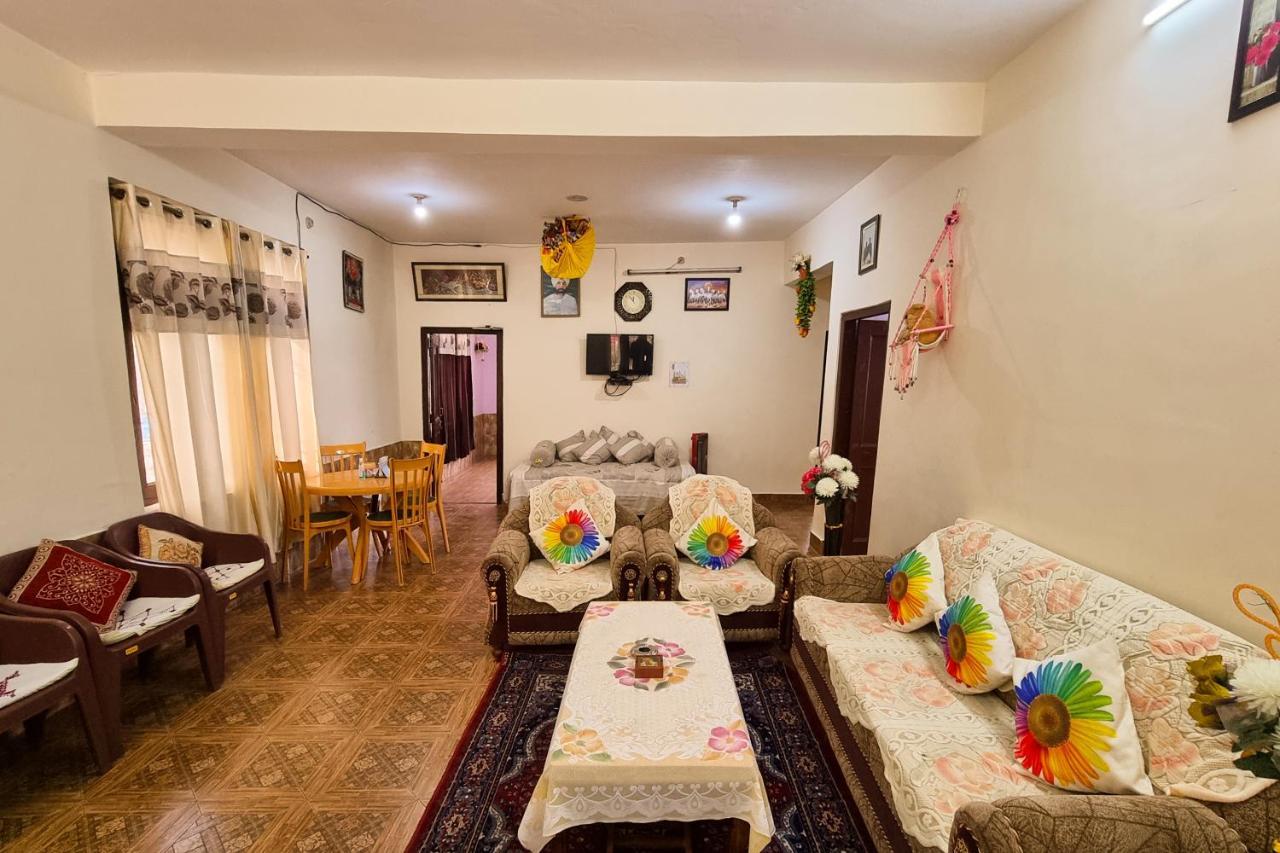 Aditya Homestay Dalhousie Dış mekan fotoğraf