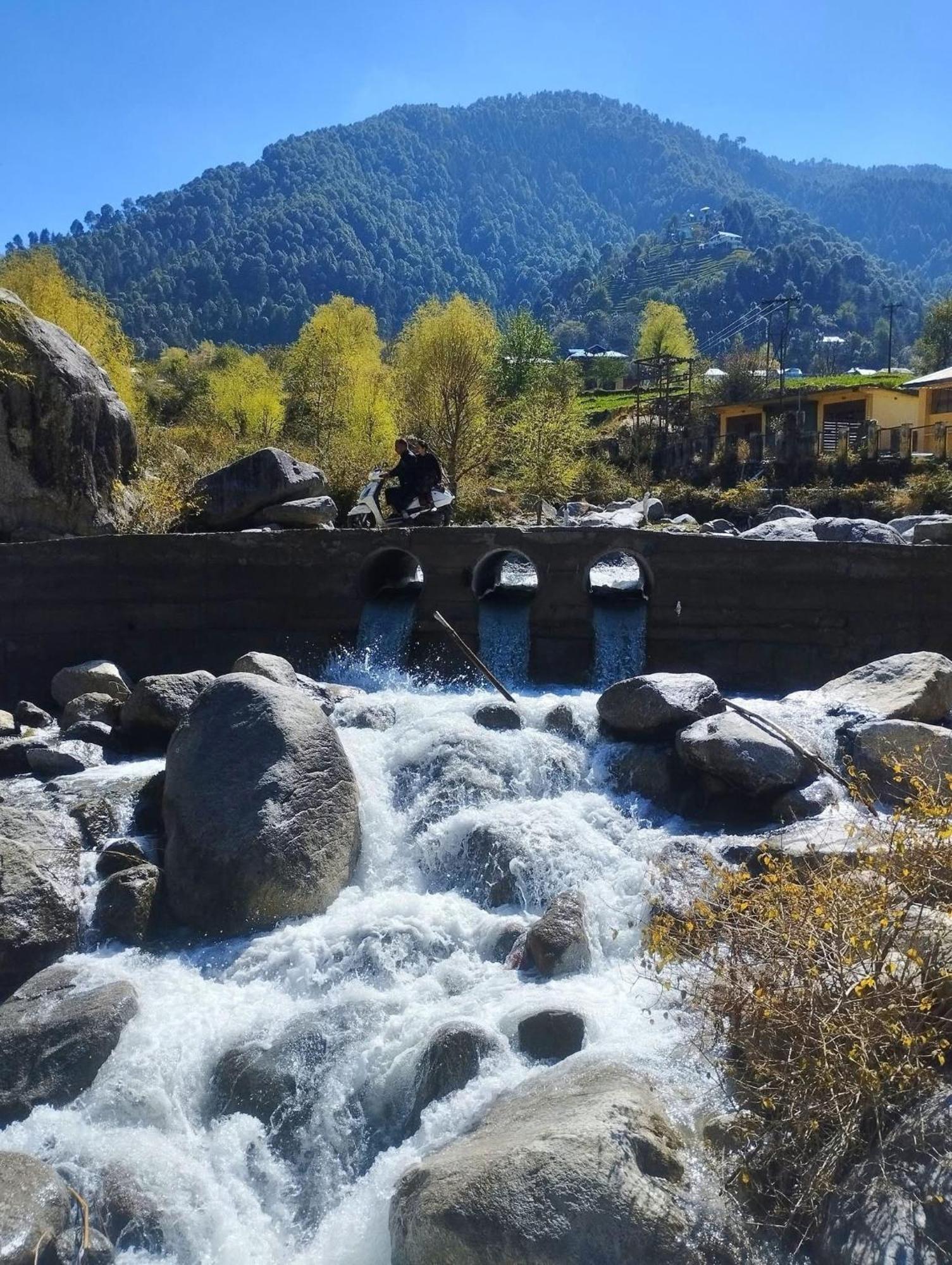 Aditya Homestay Dalhousie Dış mekan fotoğraf