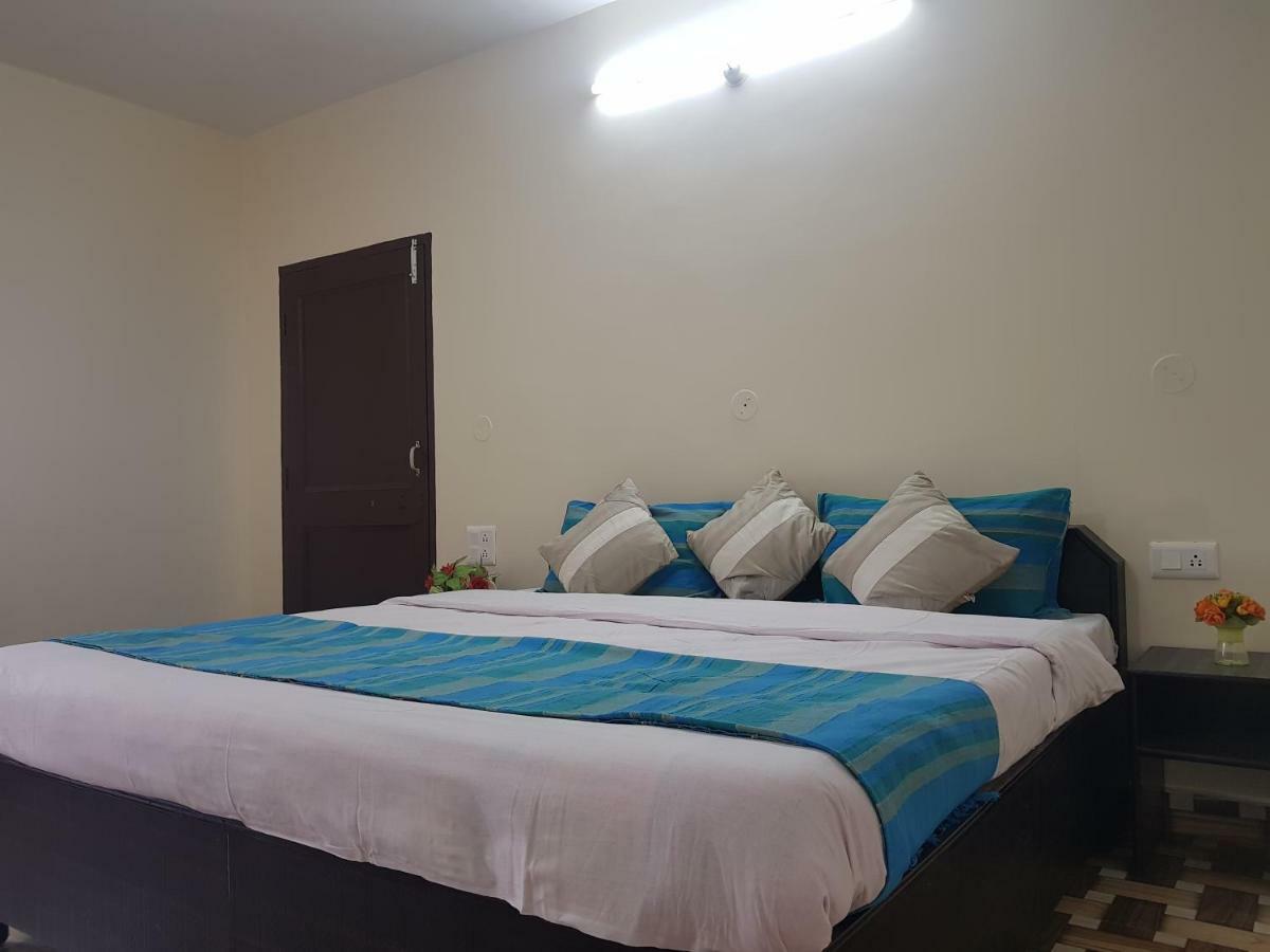 Aditya Homestay Dalhousie Dış mekan fotoğraf